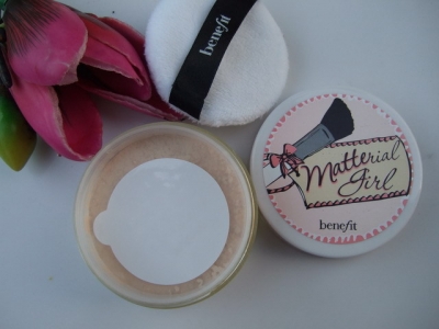 Benefit Cosmetics Logo Matte Finish Setting Powder 14G 0.5Oz